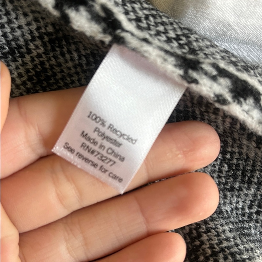 Nine West Black & White Houndstooth Open-Front Cardigan - Picture 7 of 7